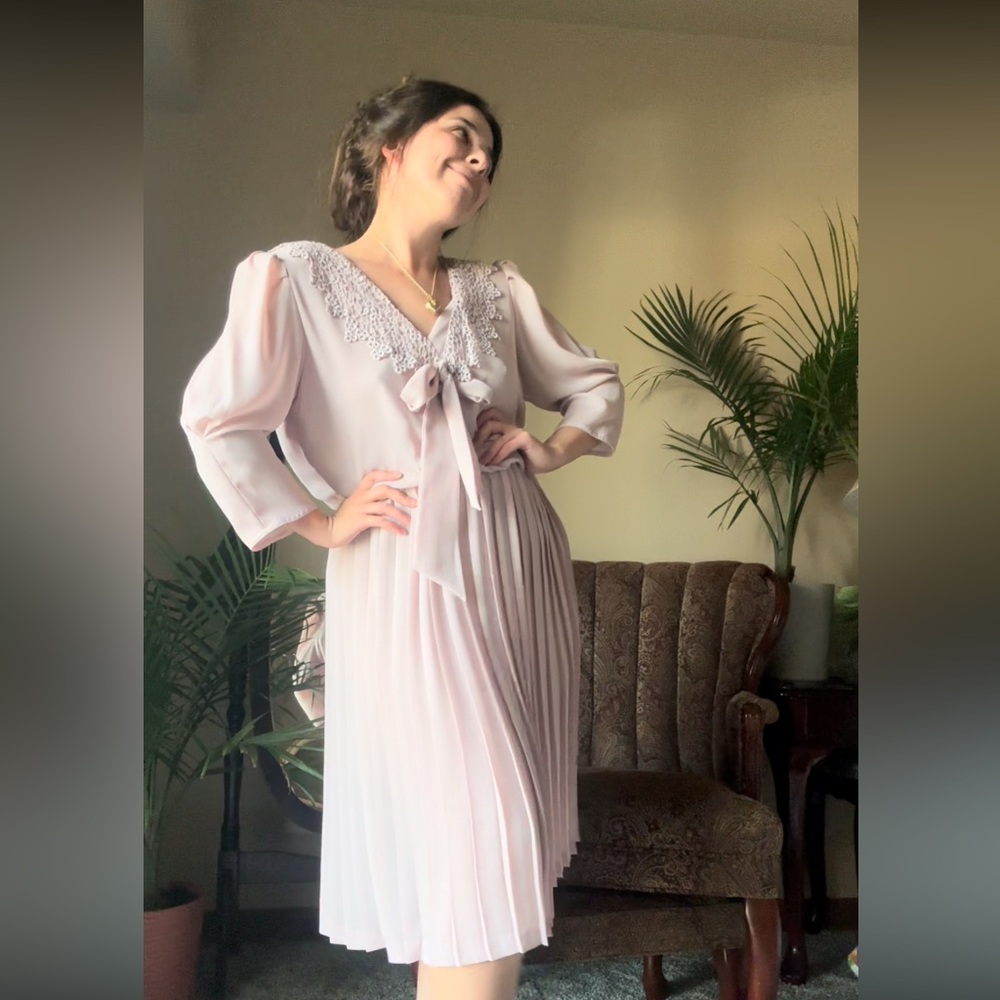 80s Vintage Pink Dress with Lace Detail